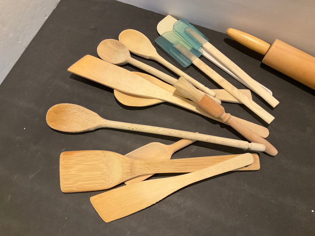 Kitchen utensils, measuring cups, food choppers & more - Kitchen Main Level