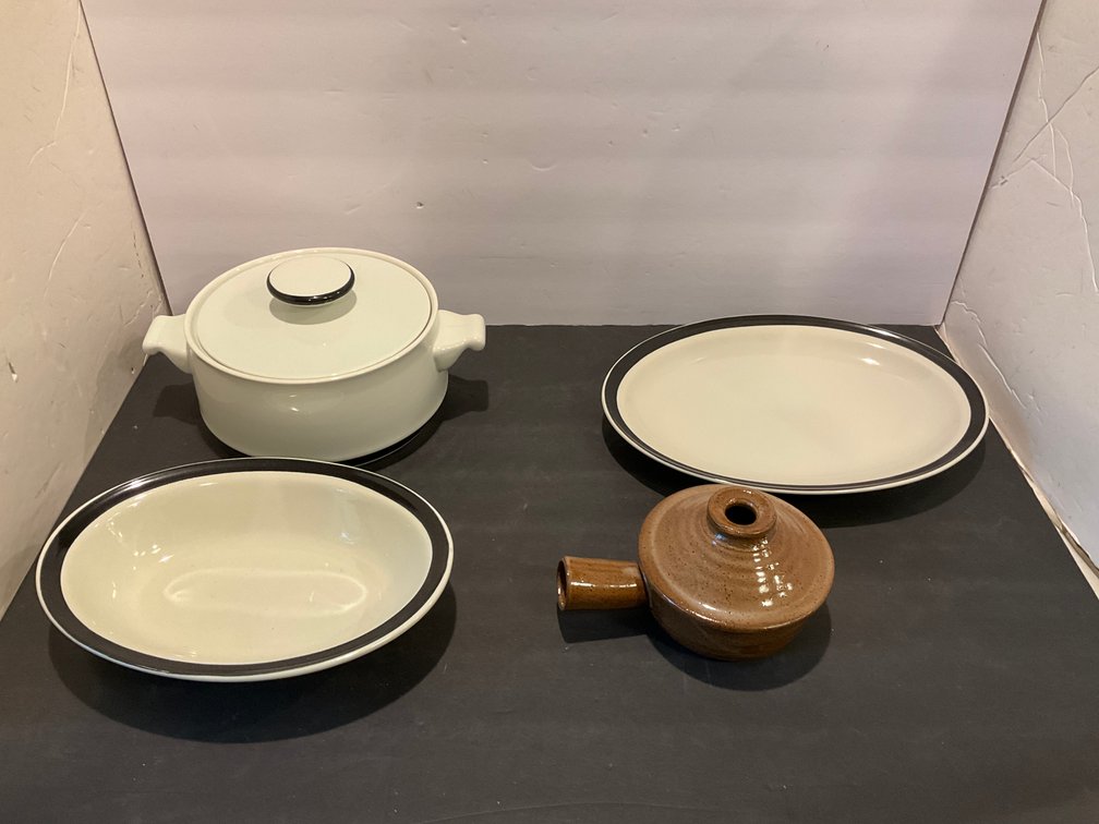 Ceramic casserole & serving dish set - Kitchen Main Level