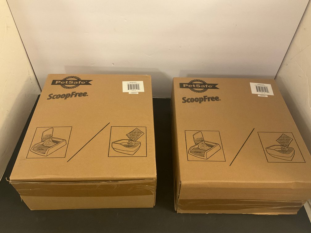 PetSafe ScoopFree cat litter refill boxes - Kitchen Main Level