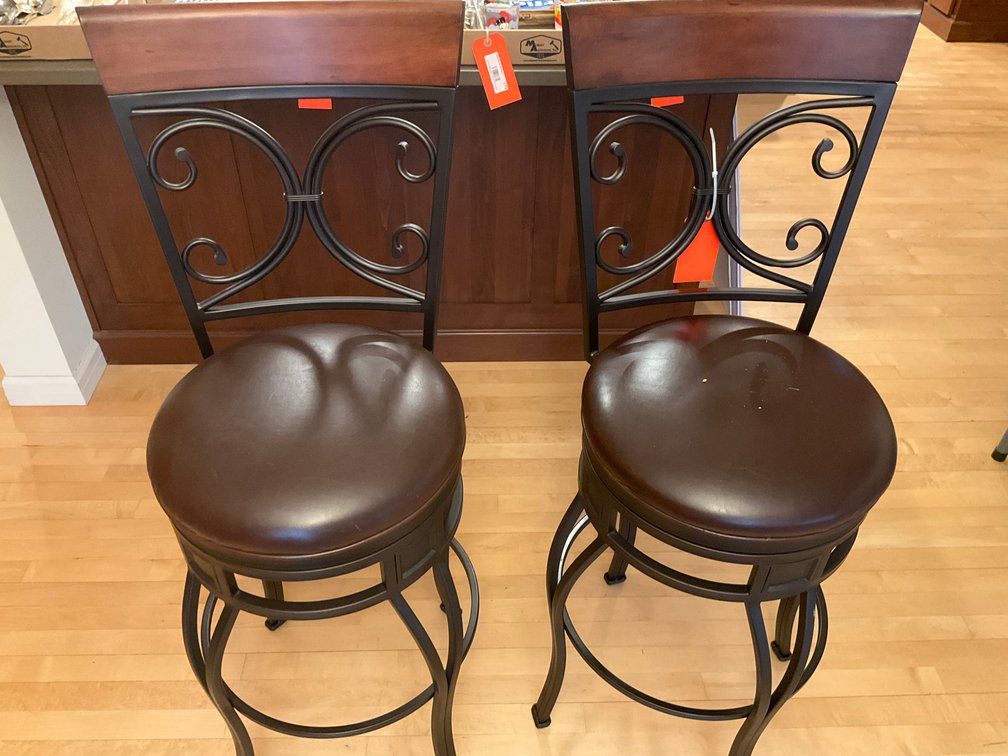 Pair of metal swivel bar stools with brown seats - Kitchen Main Level