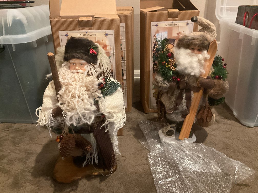 4 Grandeur Noel 16 in fabric Santa figures - Upstairs Bedroom Upper Level