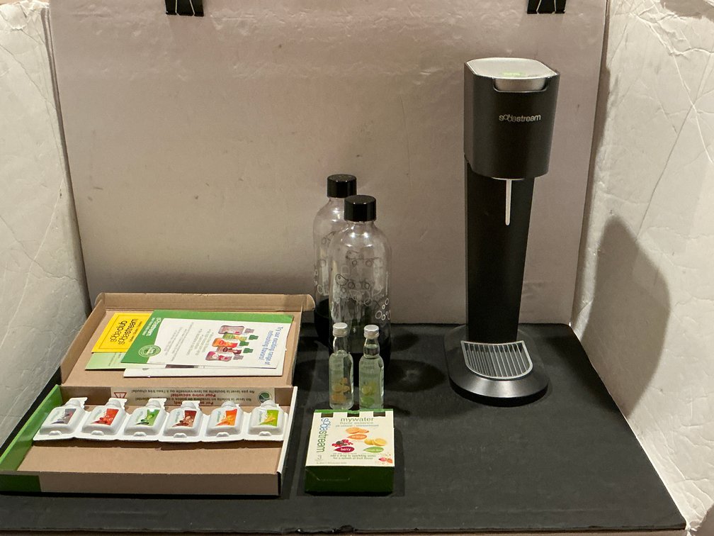 SodaStream sparkling water maker with accessories - Basement