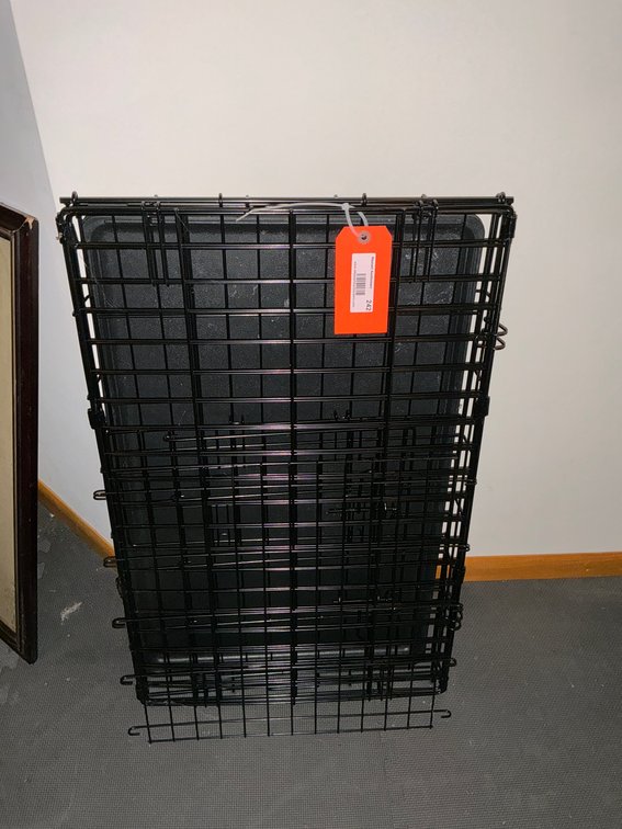Folding black wire pet crate with plastic tray 19 x 30“ base - Basement