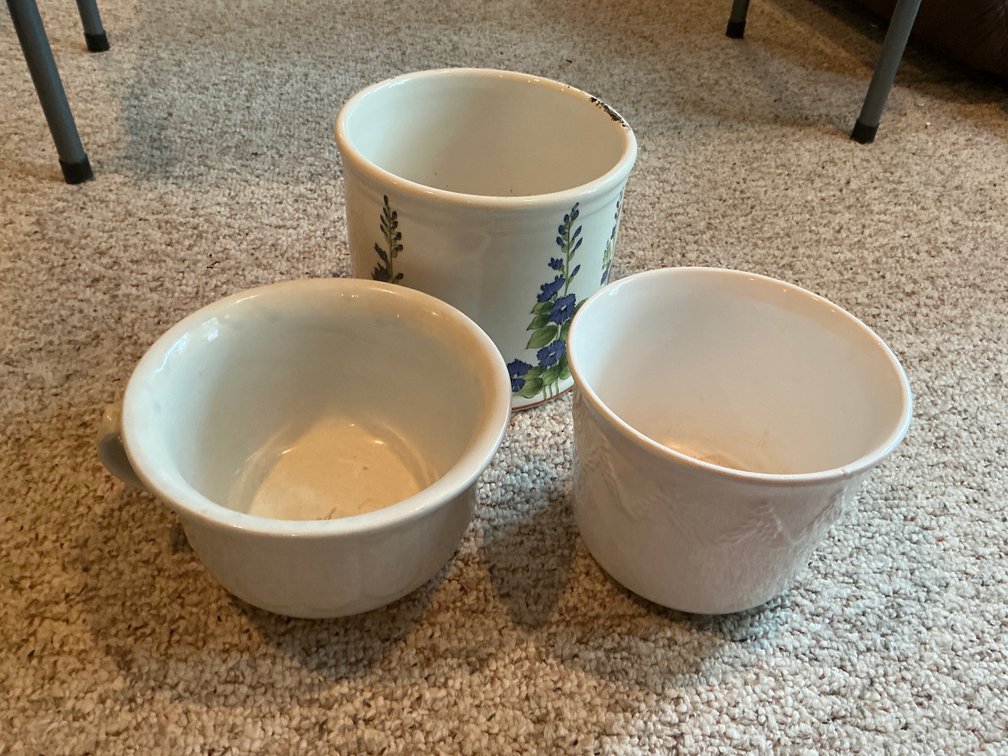 3 ceramic vessels including floral crock & chamber pot - Basement