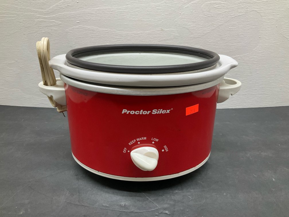 Proctor Silex red slow cooker with glass lid