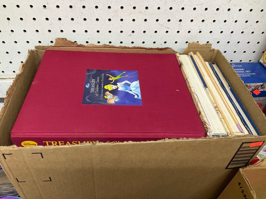 Grouping of assorted children's, craft & cookbooks