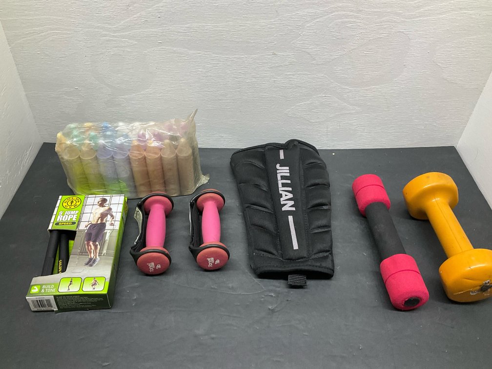Exercise weights, 9 ft jump rope & sidewalk chalk