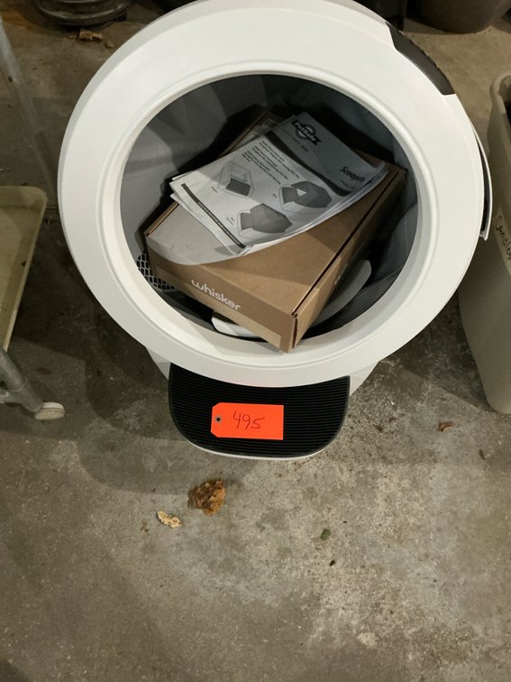 Whisker automatic self-cleaning cat litter box - Garage