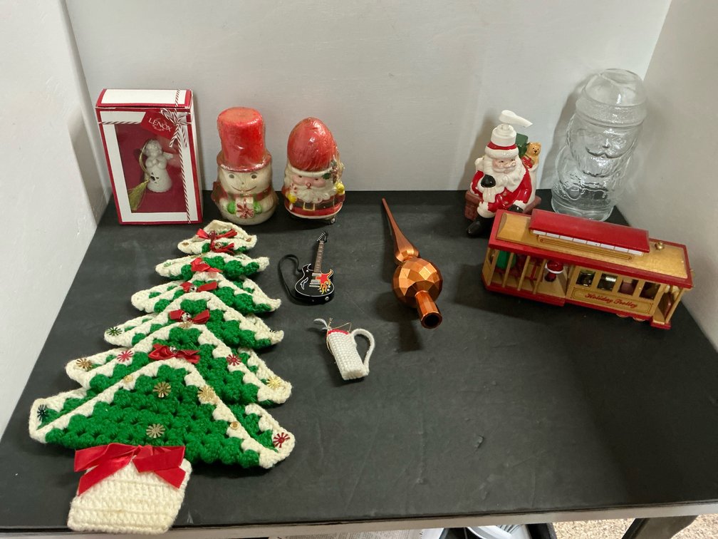 Grouping of Christmas holiday decor & ornaments