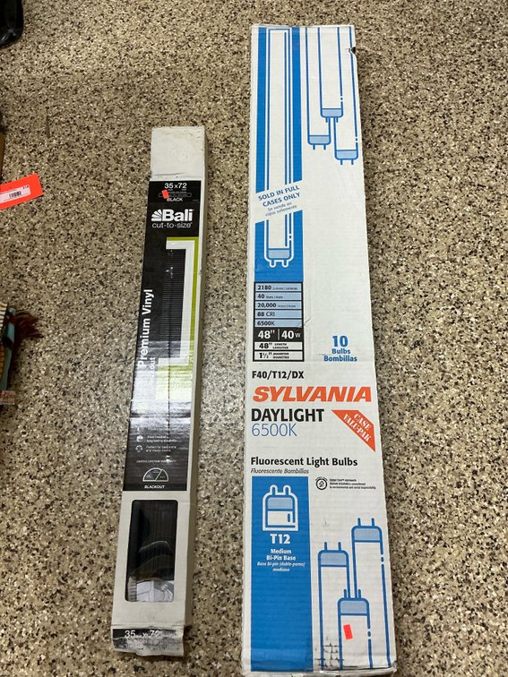 Vinyl blackout blind 35 x 72 in & 10 fluorescent bulbs