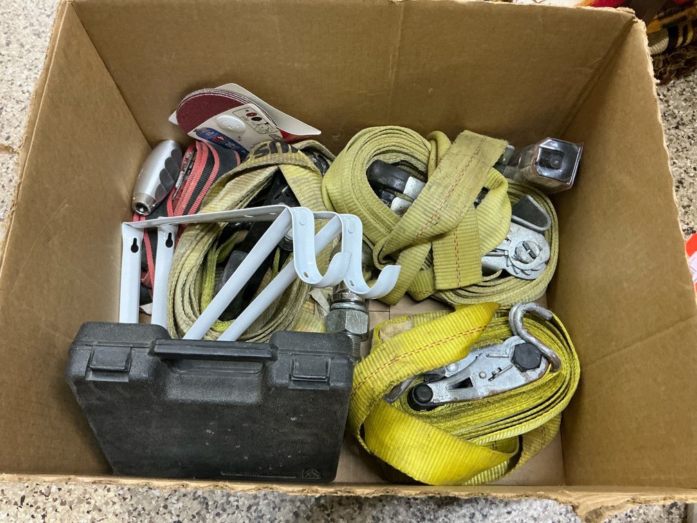 Ratchet tie-down straps, drill bit set & hardware