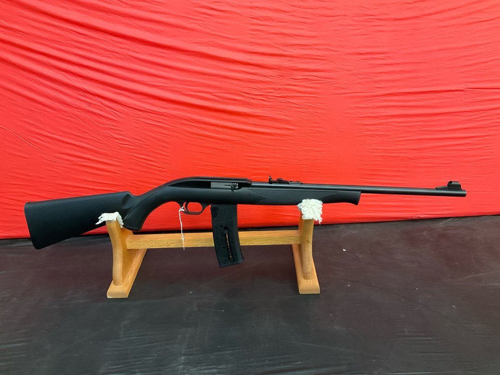 Mossberg 202 Plinkster .22LR rifle S/N EMD3715871