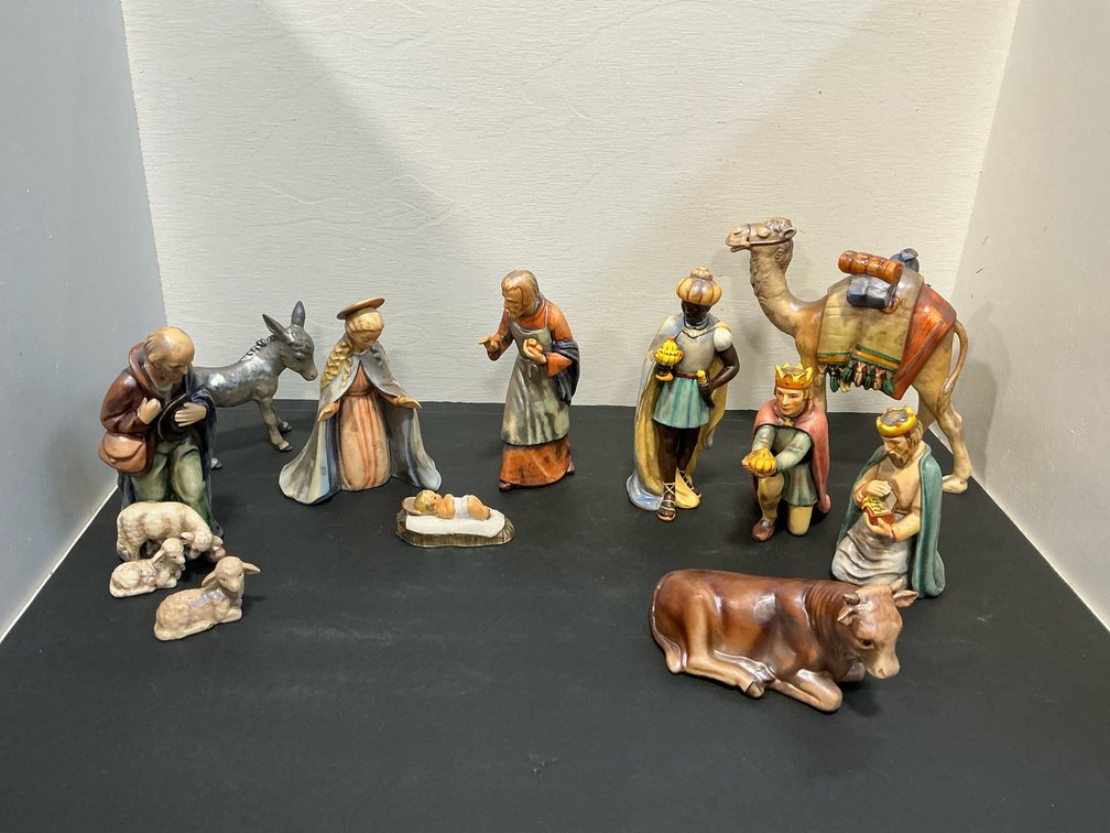 Goebel ceramic nativity set