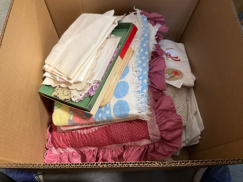 Assorted linens, crochet doilies & decorative pillows