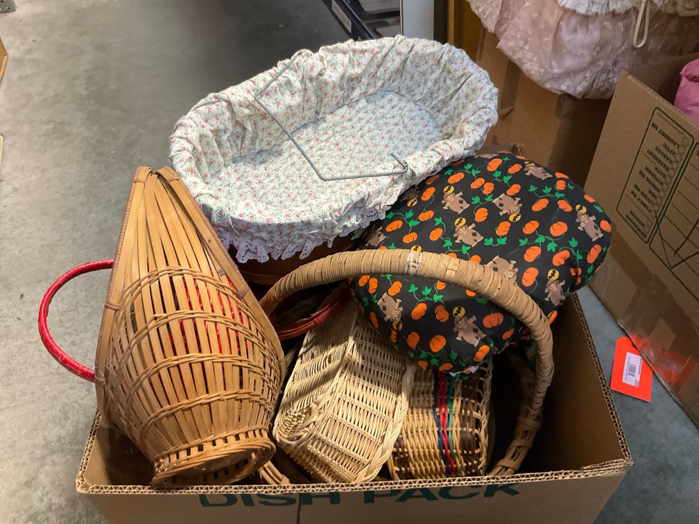 Collection of assorted woven & wicker baskets