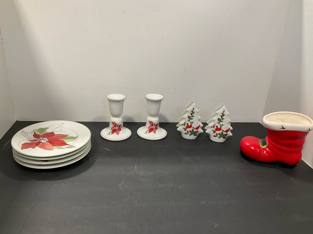 Holiday ceramic tableware & decor grouping