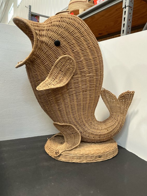 Woven wicker fish floor basket with wood base