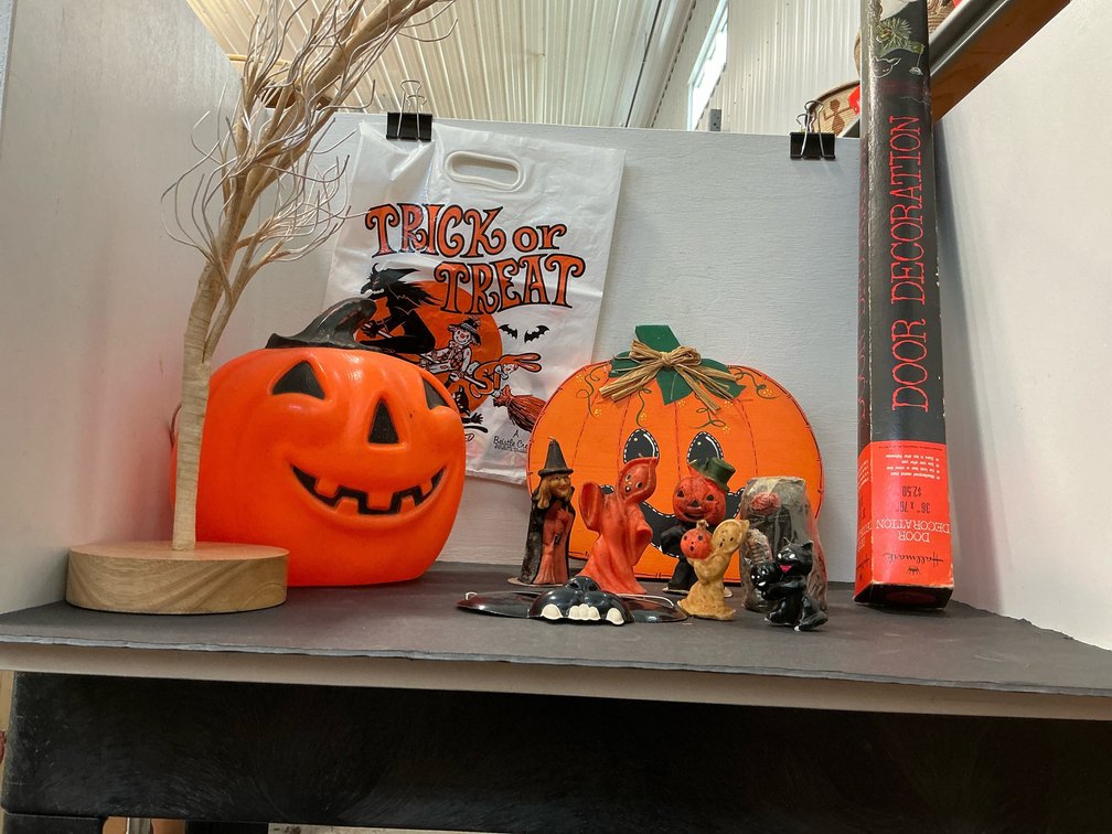 Grouping of Halloween decorations & blow mold pumpkin
