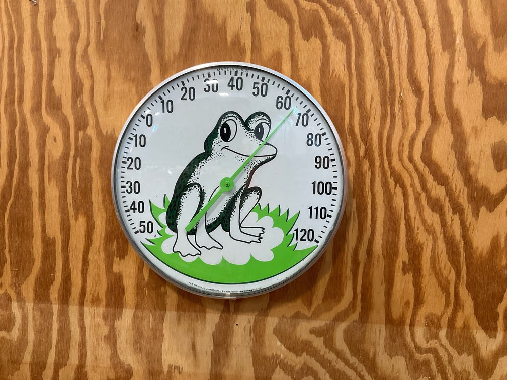 The Ohio Thermometer Co. jumbo dial frog thermometer