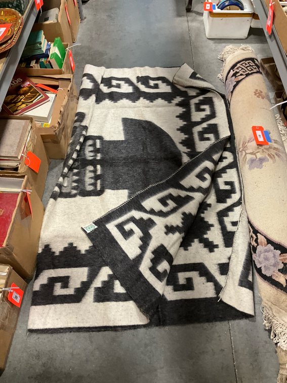 Huancatex black & cream geometric woven wool blanket