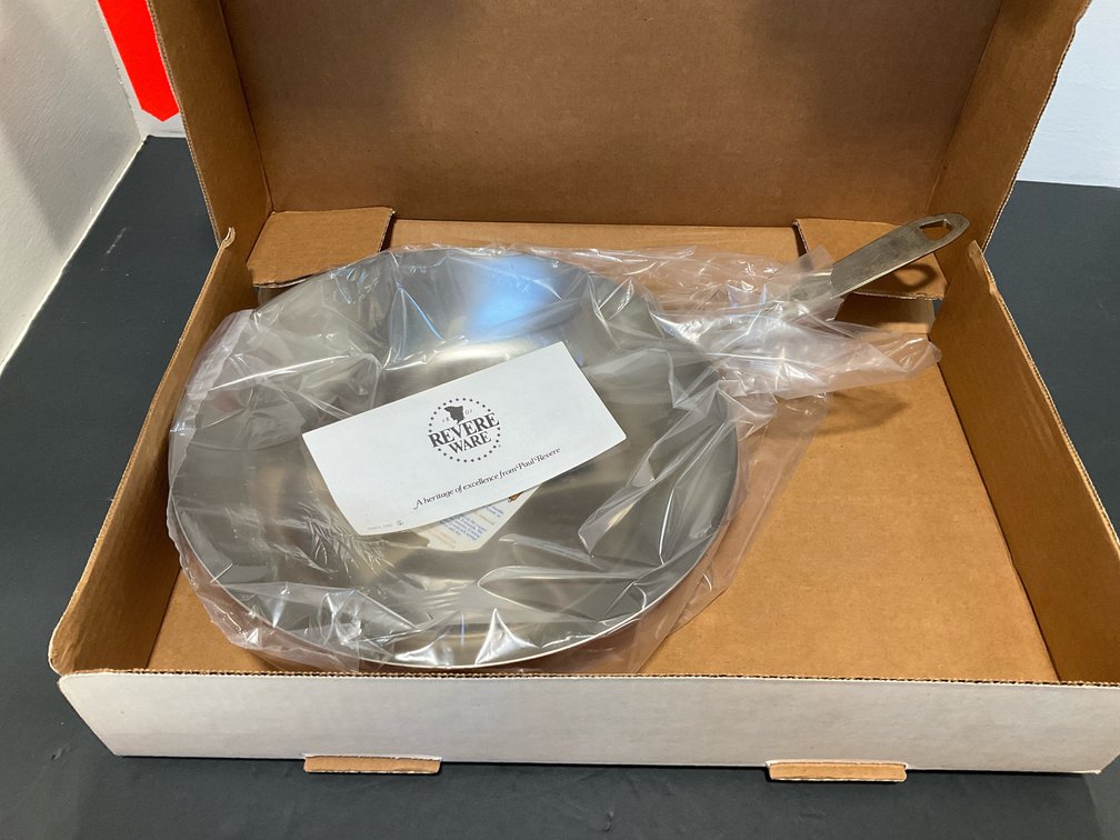 Paul Revere Signature Collection copper skillet with box