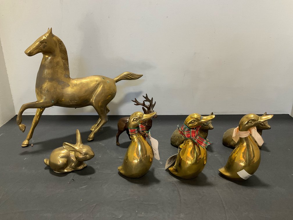 Grouping of brass & cast metal animal figurines