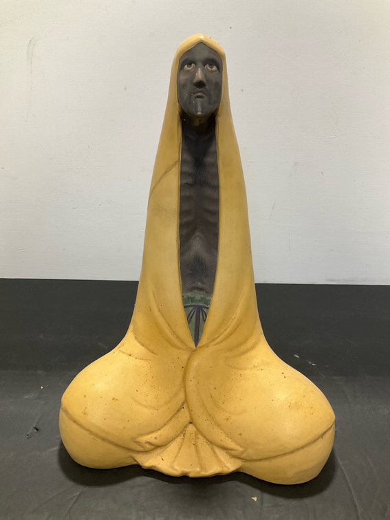 Hakata Urasaki Dolls ceramic seated monk figurine