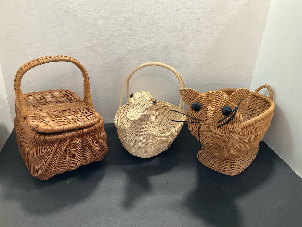 Woven wicker baskets including picnic, duck & cat