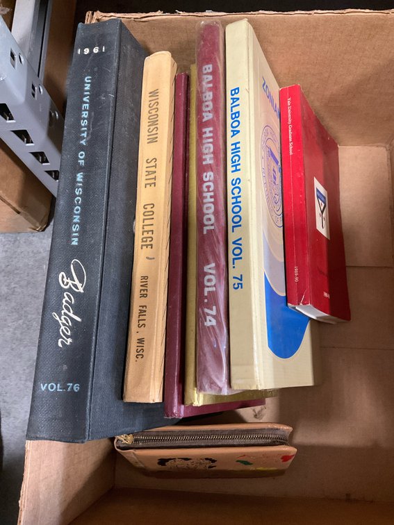 Grouping of Wisconsin and Panama yearbooks & publications