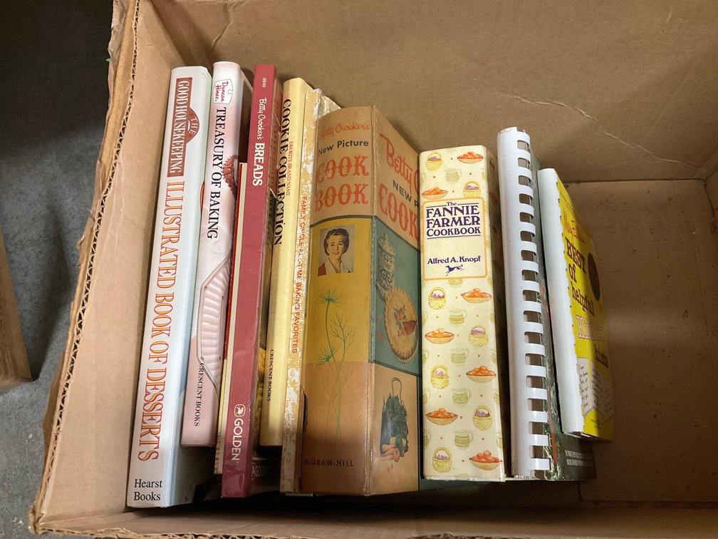 Grouping of assorted baking & cooking books