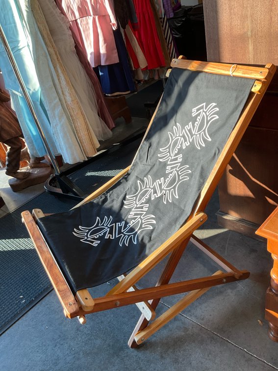 Wooden folding sling deck chair with armrests