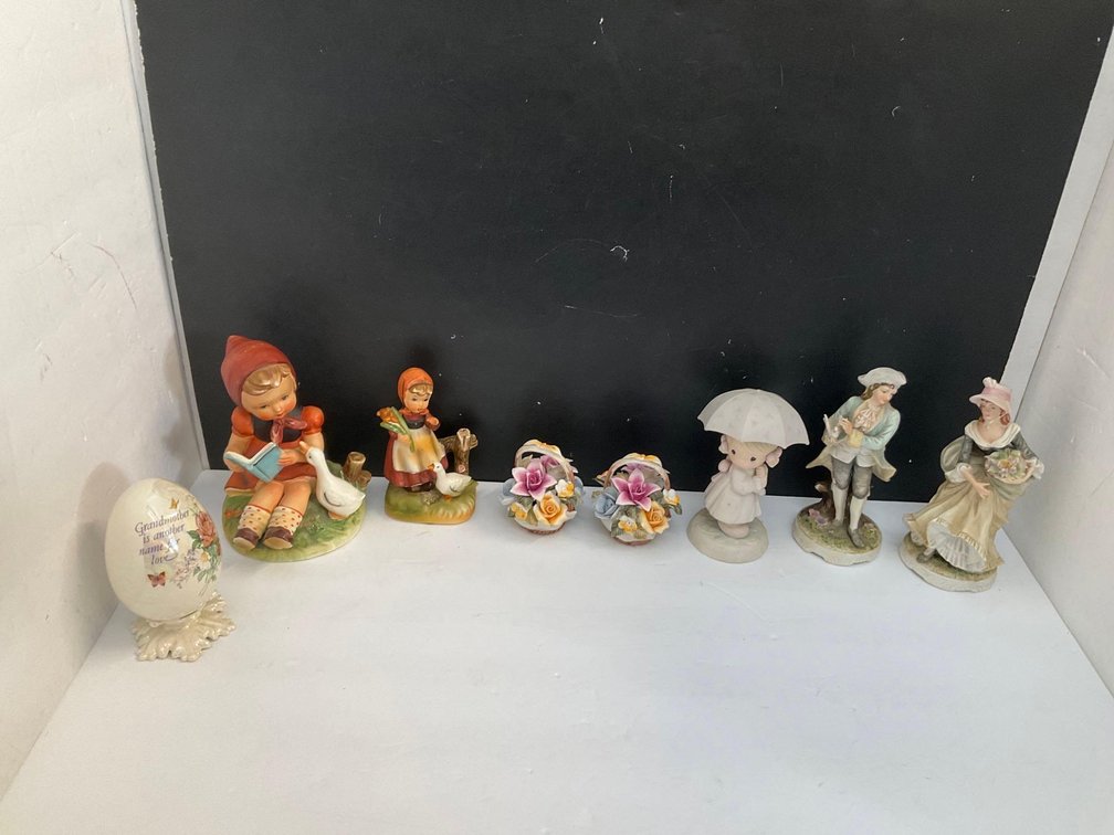 Assorted Figural decorators 