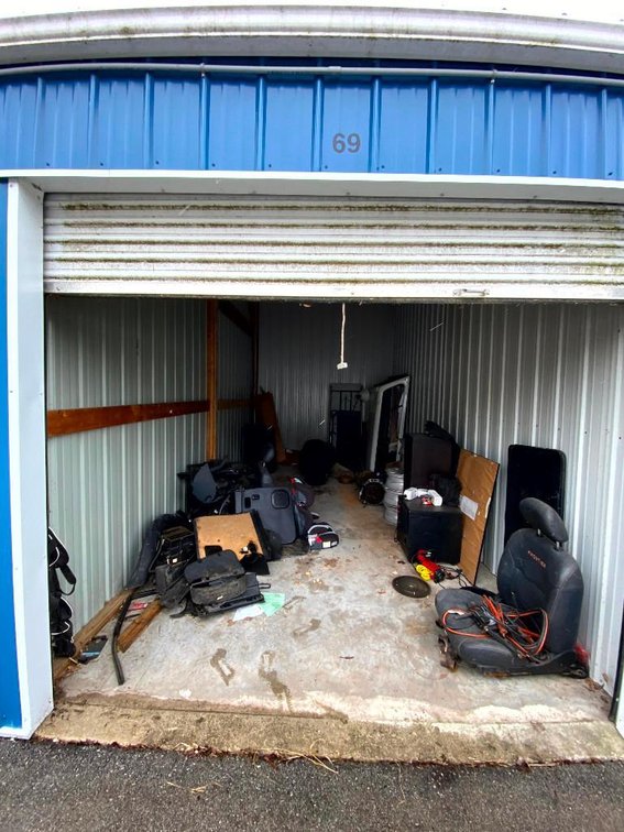 Delinquent Storage - Manitowoc CR CD69