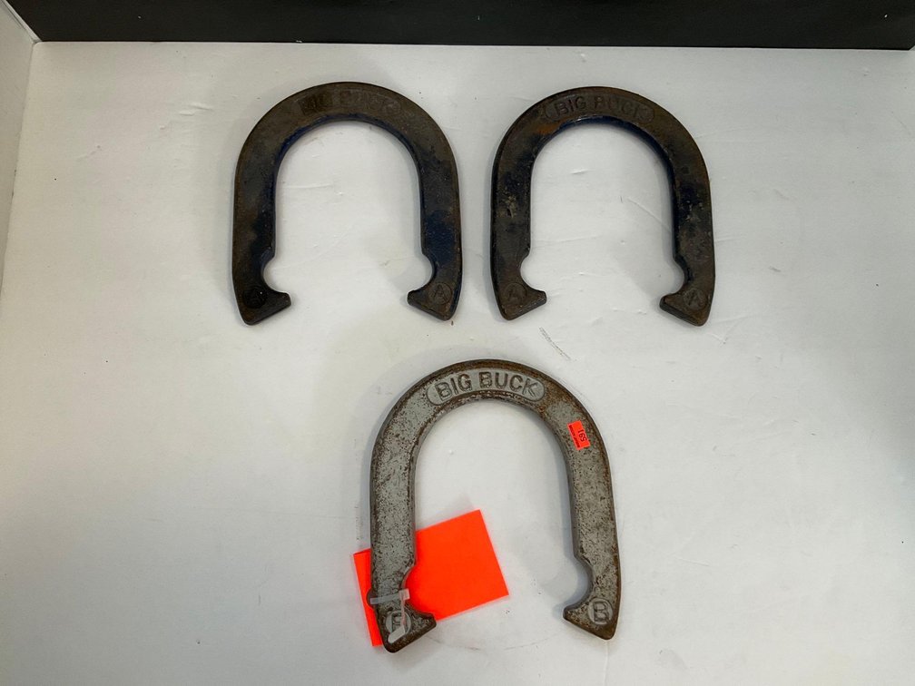 Horseshoes 
