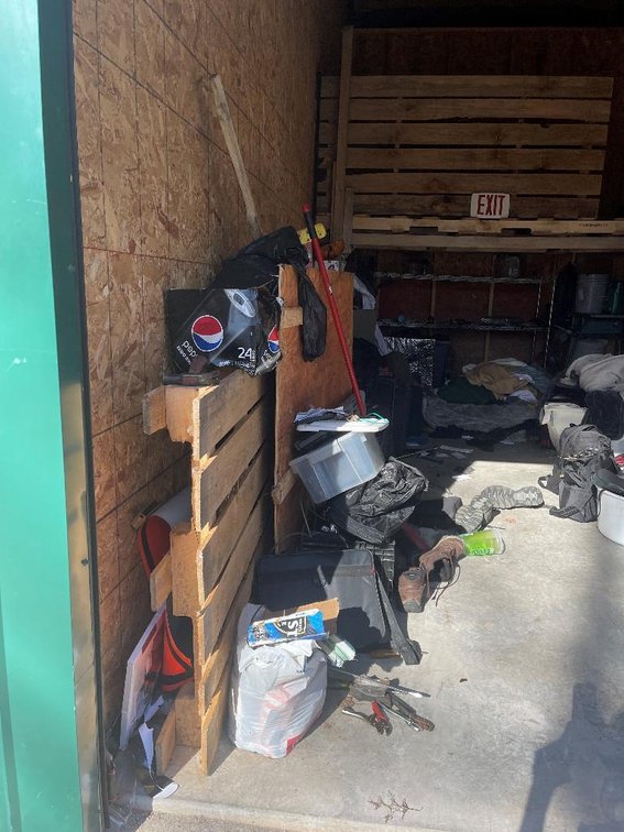 Delinquent Storage - Pine Tree Rd #352