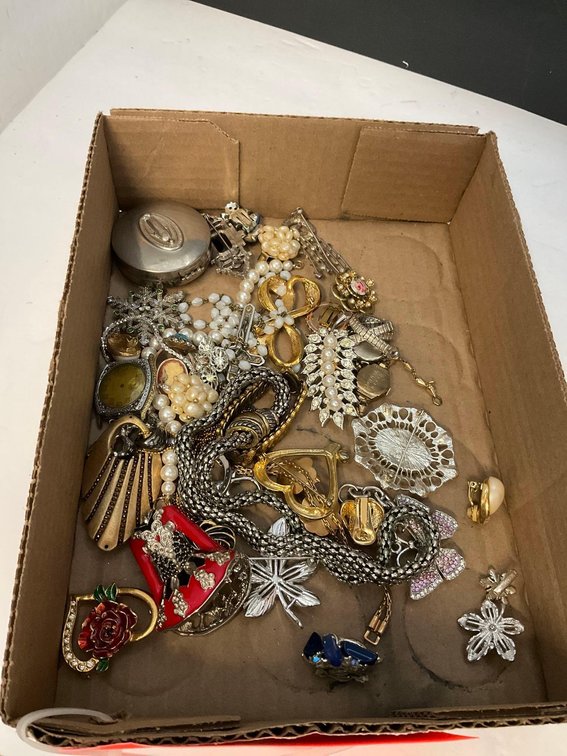 Assorted costume jewelry 