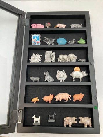 Image for Furniture, collectibles, household-Main back