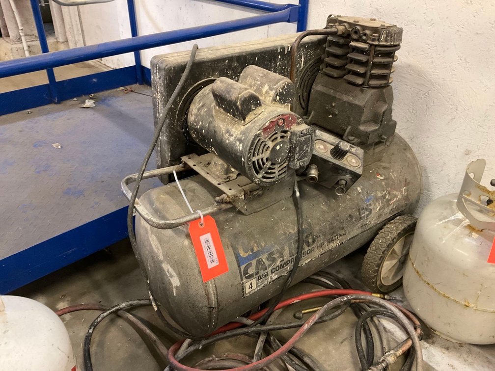 Campbell Hausfeld air compressor 