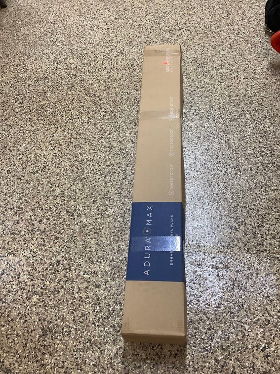 Box of 6”x48” vinyl plank 