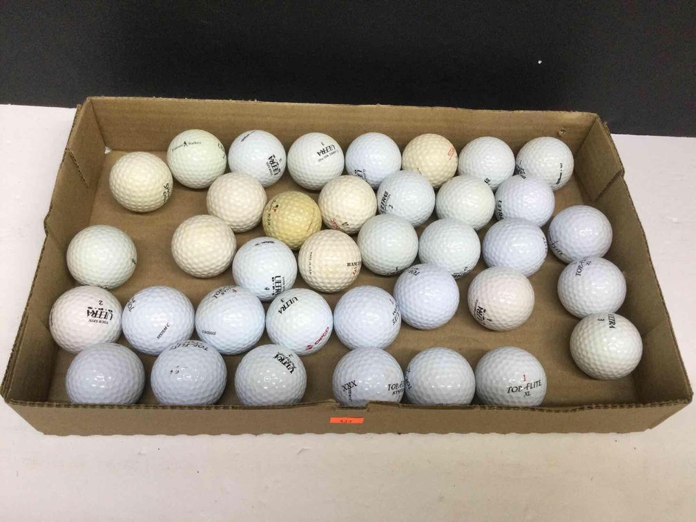Assorted golf balls