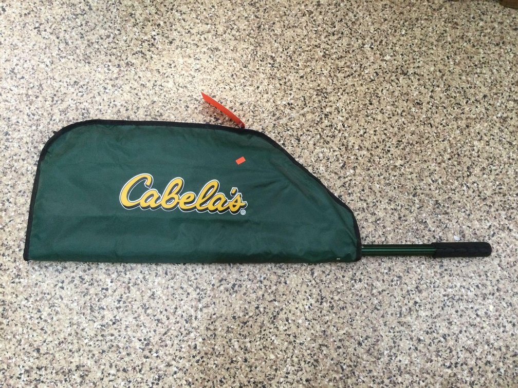 Cabelas foldable landing net with case 