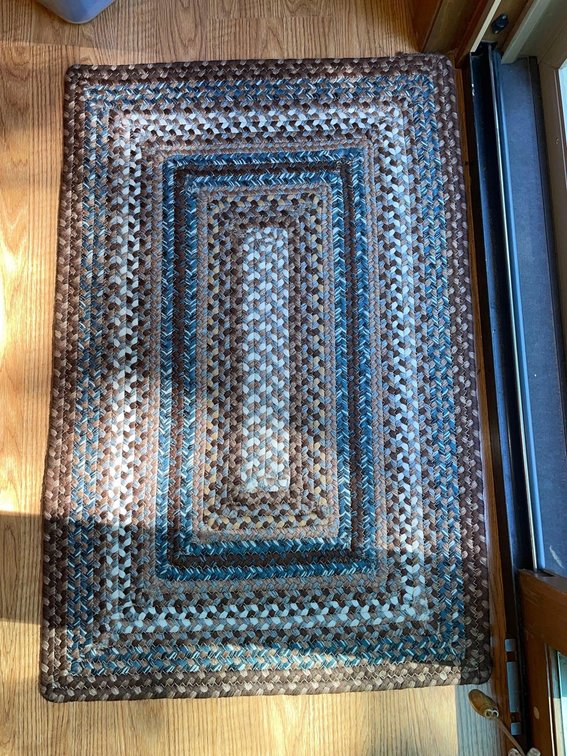 Braided rug 36x24”-Kitchen 