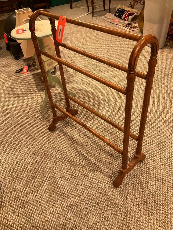 Blanket rack-Basement 