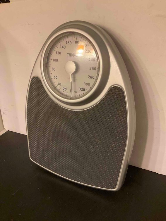 Bathroom scale-Basement