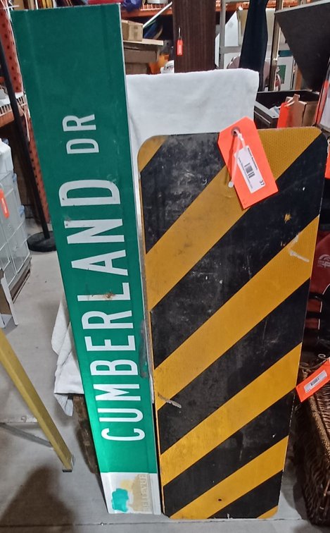 Metal 2 sided Cumberland Dr. sign, w/Metal warning sign 36x12