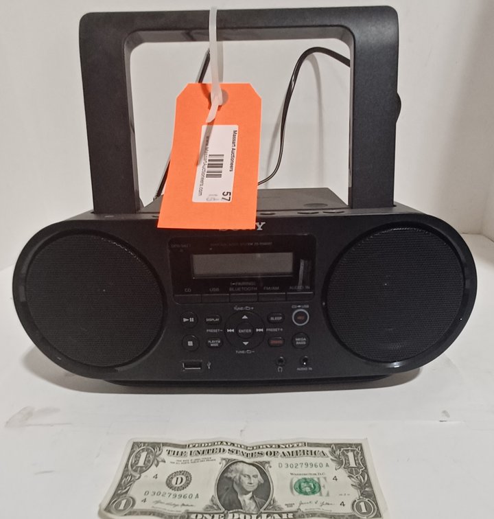 Sony CD, USB, am/fm boom box