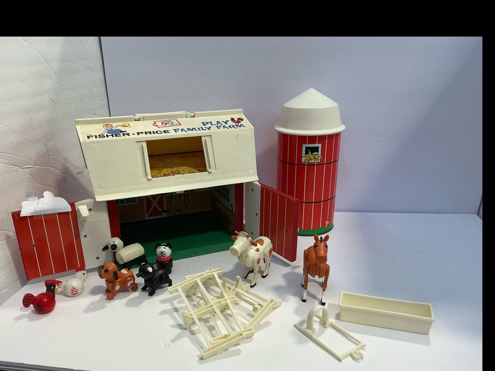 Fisher Price barn 