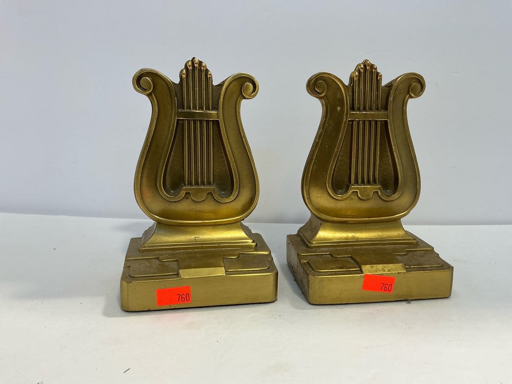 Bookends 