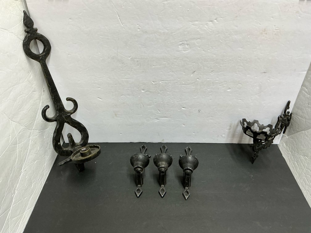Oil lamp bracket & candle brackets 