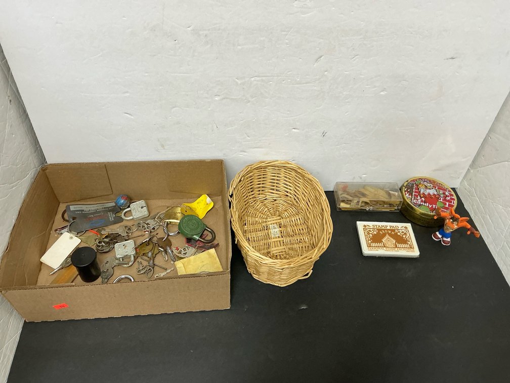 Basket, keys & assorted locks 